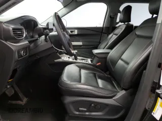2024 Ford Explorer XLT with VIN 1FMSK8DH0RGA30729, listed as a Copart auction lot 49644855 with 31,806 mi miles and Salvage Title. Bid and sale history available at carsss.com. Image 7.