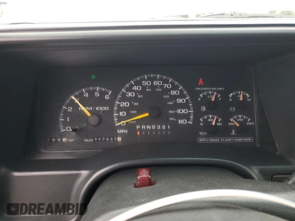 1998 Chevrolet Silverado 1500 with VIN 2GCEC19R6W1133606, listed as a Copart auction lot 54662775 with 317,437 mi miles and Salvage Title. Bid and sale history available at DreamBid. Image 9.