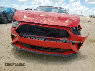 2020 Ford Mustang EcoBoost z VIN 1FATP8UH4L5125880, wystawiony jako Copart lot #61642625 z przebiegiem 75 898 mil mil oraz Szkoda całkowita • Salvage title. Historia ofert i sprzedaży dostępna na DreamBid. Obrazek 5.