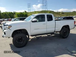 2017 Toyota Tacoma SR with VIN 5TFSX5EN1HX055386, listed as a Copart auction lot 60115815 with 69,532 mi miles and Salvage title. Bid and sale history available at DreamBid. Image 1.
