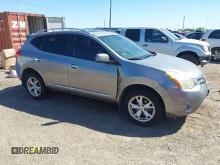 2011 Nissan Rogue SV with VIN JN8AS5MT1BW183624, listed as a IAAI auction lot 41698898 with 166,230 mi miles. Bid and sale history available at carsss.com. Image 1.