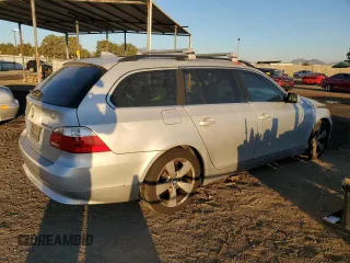2006 BMW 5 Series 530xi with VIN WBANN73596CN01562, listed as a Copart auction lot 80161824 with 236,013 mi miles and Salvage Title. Bid and sale history available at carsss.com. Image 3.