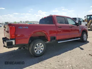 2023 Ford F-250 XL with VIN 1FT7W2BT0PEC05492, listed as a Copart auction lot 47969505 with 31,998 mi miles and Salvage title. Bid and sale history available at DreamBid. Image 3.
