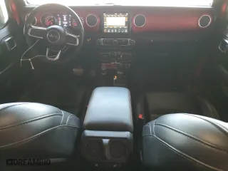 2022 Jeep Gladiator Rubicon with VIN 1C6JJTBG1NL105673, listed as a Copart auction lot 47828125 with 31,835 mi miles and Salvage Title. Bid and sale history available at carsss.com. Image 8.