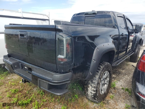 2018 Chevrolet Colorado 4WD Z71 with VIN 1GCPTDE11J1159457, listed as a Copart auction lot 89192525 with 0 mi miles and Non Repairable. Bid and sale history available at carsss.com. Image 3.