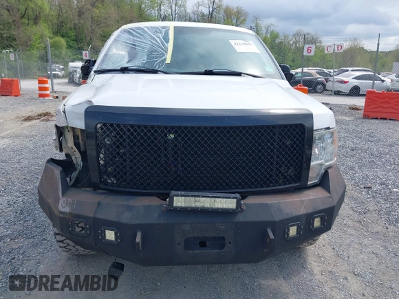 2011 Ford F-150 XL with VIN 1FTFW1EF0BKD38842, listed as a IAAI auction lot 42120431 with 285,712 mi miles and . Bid and sale history available at carsss.com. Image 12.