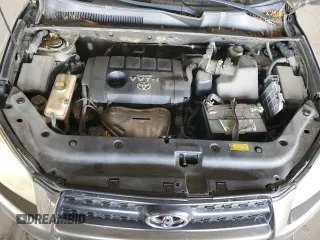 2010 Toyota RAV4 z VIN JTMZF4DVXA5031361, wystawiony jako Copart lot #65042765 z przebiegiem 186 890 mil mil oraz Czysty tytuł • Clean title. Historia ofert i sprzedaży dostępna na DreamBid. Obrazek 11.