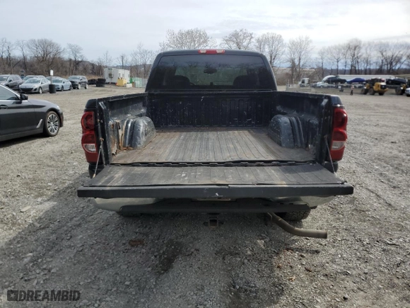 2004 Chevrolet Silverado 1500 LS with VIN 2GCEK19V541142195, listed as a Copart auction lot 51645195 with 218,678 mi miles and Clean Title. Bid and sale history available at carsss.com. Image 6.