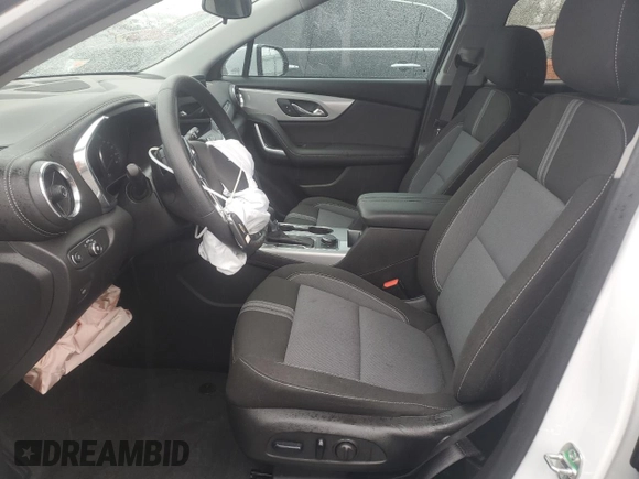 2024 Chevrolet Blazer LT z VIN 3GNKBCR43RS137604, wystawiony jako Copart lot #48540695 z przebiegiem 4 982 mil mil oraz Nie do naprawy • Non repairable. Historia ofert i sprzedaży dostępna na DreamBid. Obrazek 7.