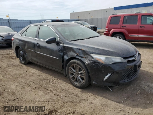 2017 Toyota Camry XLE with VIN 4T1BF1FK2HU269879, listed as a Copart auction lot 48680015 with 141,401 mi miles and Salvage Title. Bid and sale history available at carsss.com. Image 4.