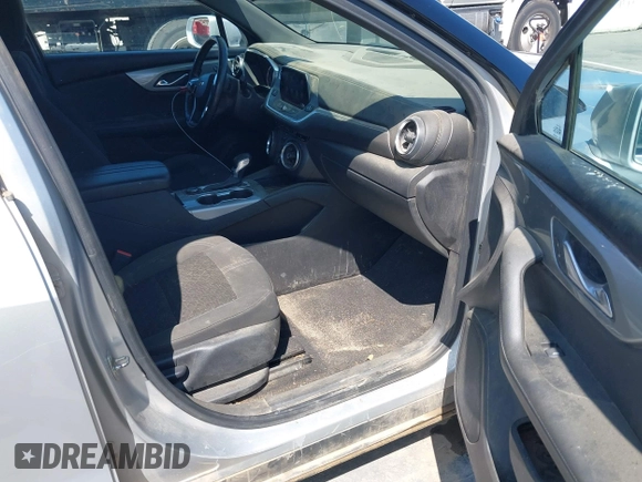 2020 Chevrolet Blazer LT with VIN 3GNKBHRS3LS570083, listed as a IAAI auction lot 42500284 with 46,491 mi miles and . Bid and sale history available at DreamBid. Image 5.