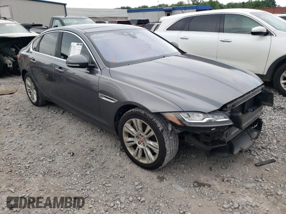 2017 Jaguar XF 35t Premium with VIN SAJBD4BVXHCY28503, listed as a Copart auction lot 51410914 with 90,752 mi miles and Salvage Title. Bid and sale history available at carsss.com. Image 4.