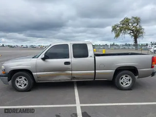 1999 Chevrolet Silverado 1500 LS with VIN 2GCEC19T6X1167722, listed as a IAAI auction lot 41741518 with 319,692 mi miles. Bid and sale history available at carsss.com. Image 14.