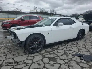 2016 Dodge Challenger R/T Scat Pack z VIN 2C3CDZFJ4GH249479, wystawiony jako Copart lot #49830765 z przebiegiem Nie podano mil oraz Szkody całkowita. Historia ofert i sprzedaży dostępna na DreamBid. Obrazek 1.