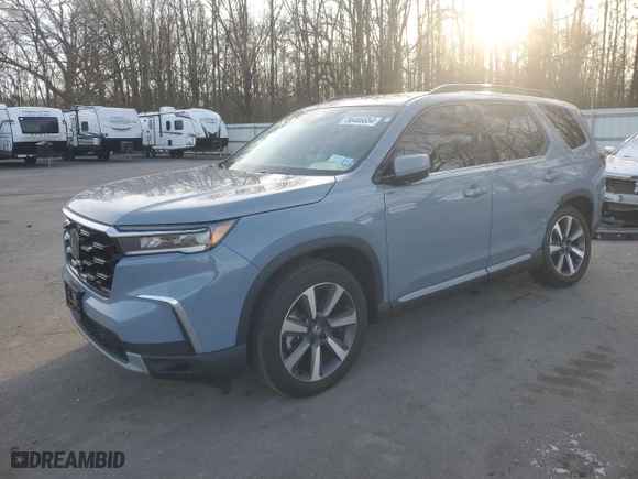 2024 Honda Pilot Touring with VIN 5FNYG1H70RB037781, listed as a Copart auction lot 86406654 with 11,080 mi miles and Salvage Title. Bid and sale history available at carsss.com. Image 1.