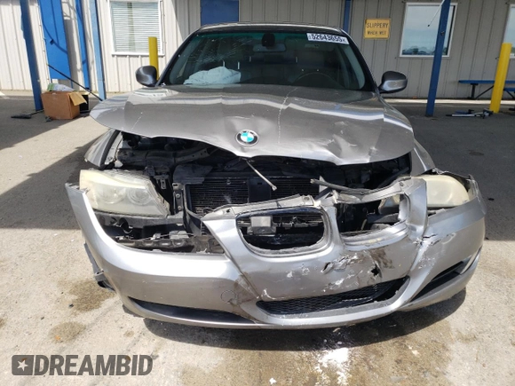 2011 BMW 3 Series 328i with VIN WBAPH5C50BA444114, listed as a Copart auction lot 52643655 with 189,437 mi miles and Salvage Title. Bid and sale history available at carsss.com. Image 5.