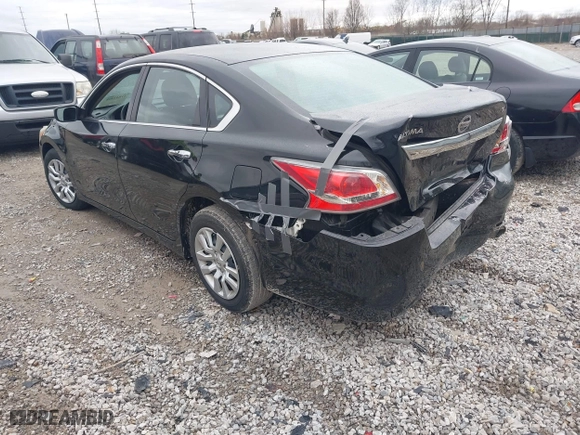 2015 Nissan Altima 2.5 with VIN 1N4AL3AP3FC176837, listed as a IAAI auction lot 41843408 with 185,466 mi miles. Bid and sale history available at carsss.com. Image 3.