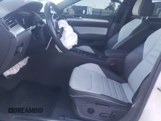 2019 Volkswagen Arteon SEL R-Line с VIN WVWSR7AN3KE025384, выставлен на аукционе Copart как лот 68218963 с пробегом 44 403 миль миль и . История ставок и продаж доступна на DreamBid. Изображение 7.
