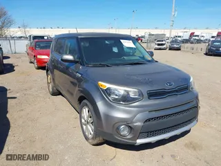 2018 Kia Soul + with VIN KNDJP3A59J7517169, listed as a IAAI auction lot 41671312 with 136,303 mi miles. Bid and sale history available at carsss.com. Image 1.