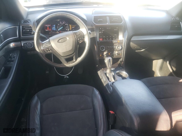2018 Ford Explorer XLT with VIN 1FM5K7D85JGB27002, listed as a Copart auction lot 47095175 with 145,233 mi miles and Salvage Title. Bid and sale history available at carsss.com. Image 8.