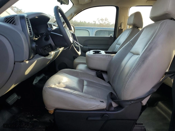 2007 Chevrolet Silverado 1500 LS with VIN 3GCEC13C27G540366, listed as a Copart auction lot 83471094 with 176,402 mi miles and Salvage Title. Bid and sale history available at carsss.com. Image 7.