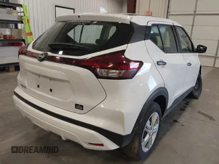 2024 Nissan Kicks S with VIN 3N1CP5BV0RL542538, listed as a IAAI auction lot 41929561 with 10,632 mi miles and . Bid and sale history available at DreamBid. Image 4.