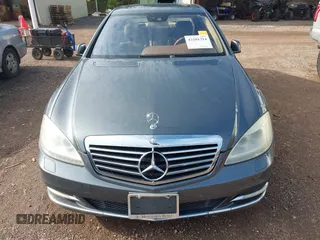 2010 Mercedes-Benz S 550 with VIN WDDNG7BB5AA326323, listed as a IAAI auction lot 42101314 with 112,946 mi miles and . Bid and sale history available at DreamBid. Image 6.