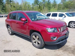 2016 Jeep Compass High Altitude z VIN 1C4NJDEB7GD775631, wystawiony jako IAAI lot #42244957 z przebiegiem 130 230 mil mil oraz . Historia ofert i sprzedaży dostępna na DreamBid. Obrazek 1.