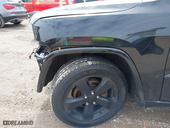2015 Jeep Grand Cherokee Altitude with VIN 1C4RJFAG2FC956607, listed as a IAAI auction lot 41818479 with 98,879 mi miles. Bid and sale history available at carsss.com. Image 17.