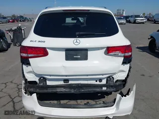 2019 Mercedes-Benz GLC with VIN WDC0G4JB0KV172130, listed as a IAAI auction lot 42094565 with 40,013 mi miles. Bid and sale history available at carsss.com. Image 16.