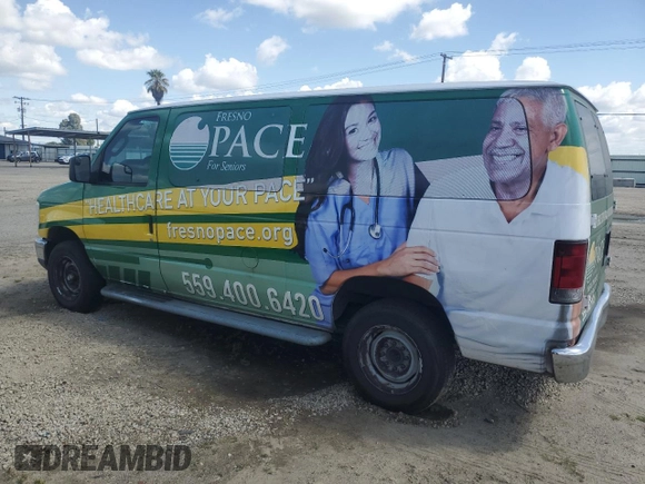 2012 Ford Econoline Passenger XL z VIN 1FBNE3BL1CDA15916, wystawiony jako Copart lot #51863495 z przebiegiem 281 831 mil mil oraz Czysty tytuł • Clean title. Historia ofert i sprzedaży dostępna na DreamBid. Obrazek 2.