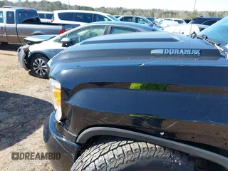 2019 GMC Sierra 2500HD Denali with VIN 1GT12SEY3KF207121, listed as a IAAI auction lot 38782753 with 87,337 mi miles. Bid and sale history available at carsss.com. Image 19.