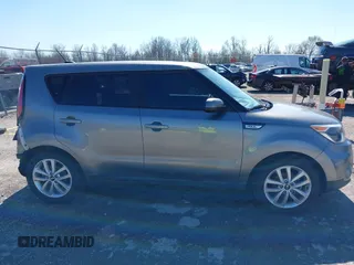 2018 Kia Soul + with VIN KNDJP3A50J7600134, listed as a IAAI auction lot 41812820 with 91,831 mi miles and . Bid and sale history available at DreamBid. Image 14.