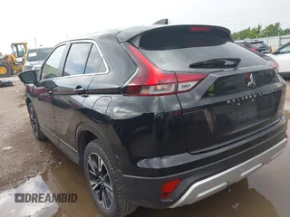 2024 Mitsubishi Eclipse Cross SE with VIN JA4ATWAA4RZ034659, listed as a IAAI auction lot 42670533 with 33,398 mi miles and . Bid and sale history available at DreamBid. Image 3.