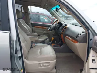 2003 Lexus GX 470 with VIN JTJBT20X130004567, listed as a IAAI auction lot 41848128 with 237,800 mi miles. Bid and sale history available at carsss.com. Image 5.