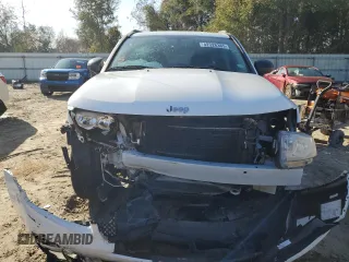 2016 Jeep Compass Sport with VIN 1C4NJCBB8GD731524, listed as a Copart auction lot 42328385 with 103,218 mi miles and Salvage title. Bid and sale history available at DreamBid. Image 5.