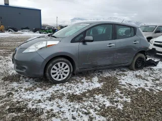 2015 Nissan LEAF SV with VIN 1N4AZ0CP5FC332953, listed as a Copart auction lot 39087903 with 61,605 mi miles. Bid and sale history available at carsss.com. Image 1.