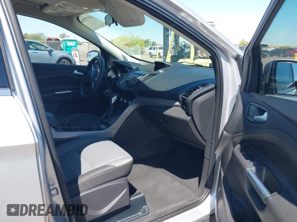 2016 Ford Escape SE with VIN 1FMCU9GX8GUC48620, listed as a IAAI auction lot 41970304 with 65,653 mi miles. Bid and sale history available at carsss.com. Image 5.