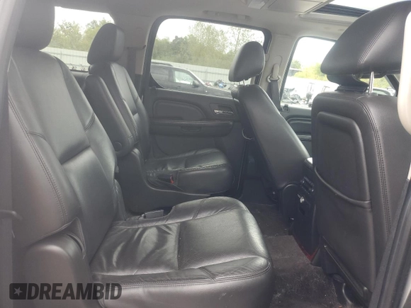 2013 Cadillac Escalade ESV Premium z VIN 1GYS4JEF9DR119791, wystawiony jako Copart lot #72402954 z przebiegiem 146 035 mil mil oraz Czysty tytuł • Clean title. Historia ofert i sprzedaży dostępna na DreamBid. Obrazek 11.
