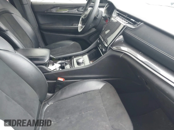 2023 Jeep Grand Cherokee Altitude с VIN 1C4RJHAG2P8701245, выставлен на аукционе IAAI как лот 41679077 с пробегом 29 262 миль миль и . История ставок и продаж доступна на DreamBid. Изображение 5.