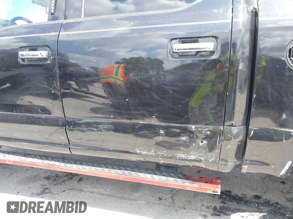2015 Ford F-150 XLT with VIN 1FTEW1C81FFB05261, listed as a IAAI auction lot 42193554 with Not Provided miles and . Bid and sale history available at carsss.com. Image 6.