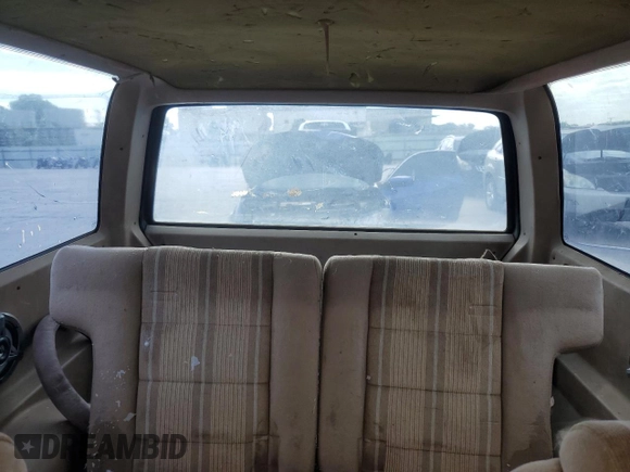 1986 Ford Bronco with VIN 1FMBU14T0GUC11348, listed as a Copart auction lot 57818175 with 54,971 mi miles and Clean title. Bid and sale history available at DreamBid. Image 10.