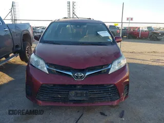 2018 Toyota Sienna LE Auto Access Seat with VIN 5TDKZ3DC2JS902975, listed as a IAAI auction lot 41313115 with 120,808 mi miles. Bid and sale history available at carsss.com. Image 12.
