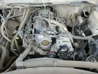2017 Chevrolet Silverado 2500HD Work Truck z VIN 1GC1CUEG0HF226301, wystawiony jako Copart lot #62733505 z przebiegiem 180 114 mil mil oraz Szkoda całkowita • Salvage title. Historia ofert i sprzedaży dostępna na DreamBid. Obrazek 13.