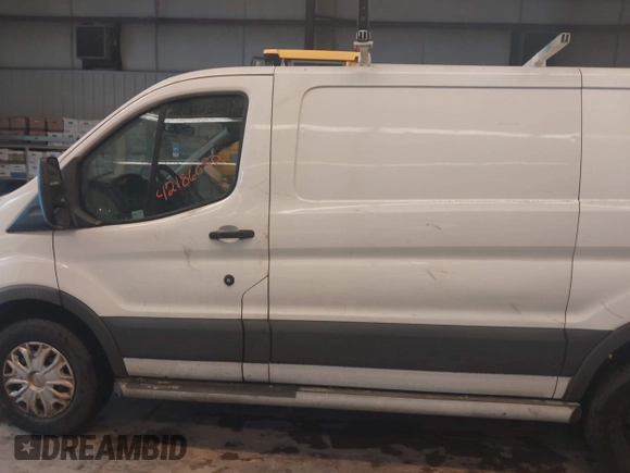2018 Ford Transit with VIN 1FTYR1ZM1JKB16995, listed as a IAAI auction lot 42186050 with 140,180 mi miles and . Bid and sale history available at DreamBid. Image 14.