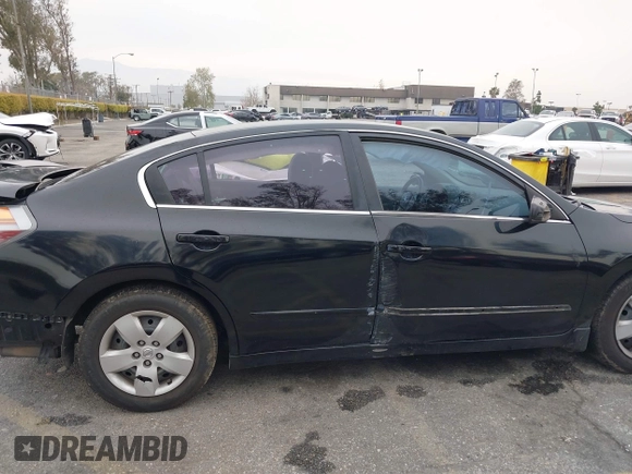 2007 Nissan Altima 2.5 with VIN 1N4AL21E67N483630, listed as a IAAI auction lot 41725228 with 135,792 mi miles. Bid and sale history available at carsss.com. Image 18.