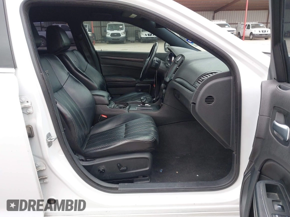 2013 Chrysler 300 with VIN 2C3CCABG5DH711719, listed as a IAAI auction lot 41383018 with 191,863 mi miles. Bid and sale history available at carsss.com. Image 5.