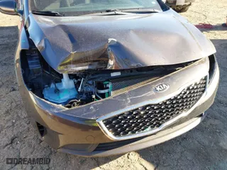 2018 Kia Forte LX with VIN 3KPFK4A77JE224270, listed as a IAAI auction lot 41801085 with 41,474 mi miles. Bid and sale history available at carsss.com. Image 6.