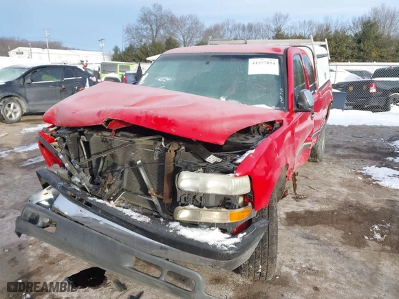 1999 Chevrolet Silverado 1500 LS with VIN 1GCEK19T8XE121004, listed as a IAAI auction lot 41557854 with 0 mi miles. Bid and sale history available at carsss.com. Image 2.