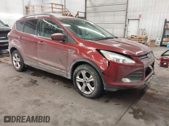 2014 Ford Escape SE with VIN 1FMCU9GXXEUD96930, listed as a IAAI auction lot 41574851 with 140,252 mi miles. Bid and sale history available at carsss.com. Image 1.